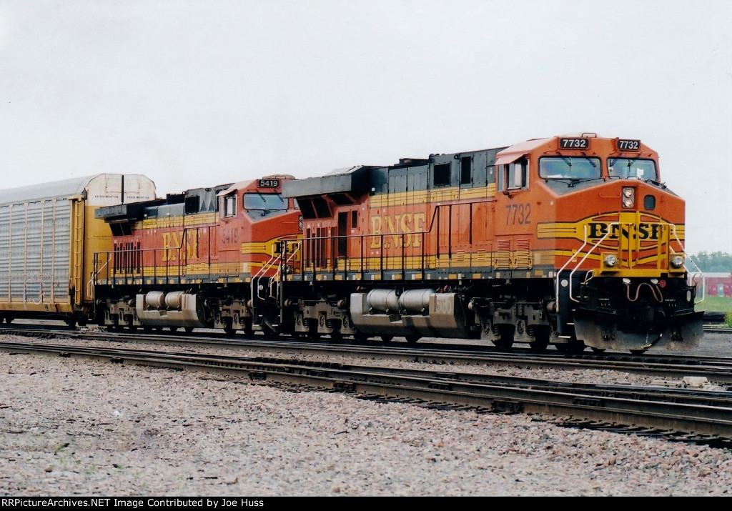 BNSF 7732 East